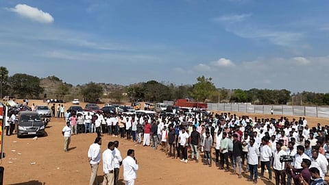 வேலூரில் விதிகளை மீறி நடந்த தவெக கூட்டம் - காவல் துறை சொல்வது என்ன?