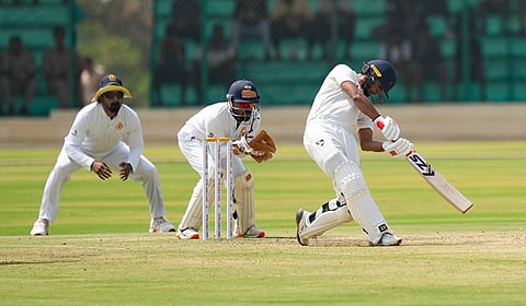 ரஞ்சி கோப்பை இறுதி: 477 ரன் முன்னிலை பெற்றது ஜம்மு & காஷ்மீர் அணி