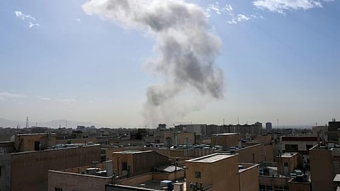 ஈரான் மீதான அமெரிக்கா, இஸ்ரேலின் ‘திடீர்’ தாக்குதலின் பின்னணி என்ன?