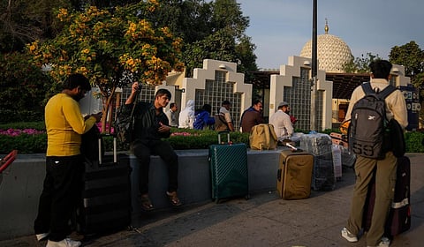 வளைகுடா நாடுகளில் இந்தியர்கள் பாதுகாப்பை உறுதி செய்ய வேண்டும்: கட்சித் தலைவர்கள் வலியுறுத்தல்