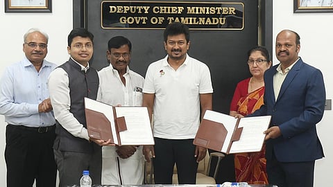 இளைஞர்களுக்கு வெளிநாட்டு வேலைவாய்ப்பை பெருக்க ஒப்பந்தம்: உதயநிதி முன்னிலையில் கையெழுத்து