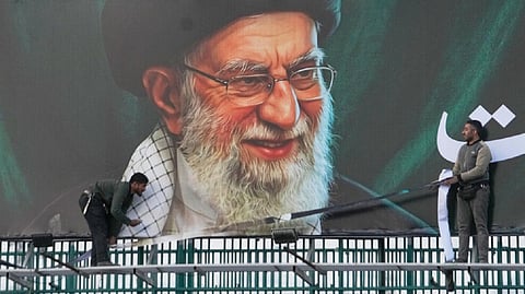 காமேனி படுகொலையும் ஈரான் போரும்: இந்திய மவுனத்தின் பின்னணியில் 5 காரணிகள்!