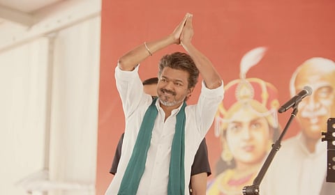 ‘பயிர்க் கடன் தள்ளுபடி முதல் படிப்புச் செலவு வரை’ - விஜய் பட்டியலிட்ட வாக்குறுதிகள்