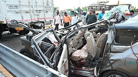 ஆந்திராவில் சாலை விபத்து: பெங்களூருவை சேர்ந்த 5 பக்தர்கள் உயிரிழப்பு