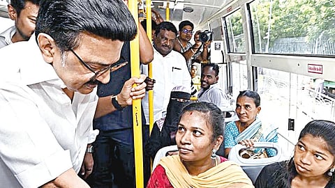 “தன்னிறைவு பெற்றவர்களாக தமிழக மகளிரை உயர்த்துவோம்” - முதல்வர் ஸ்டாலின் உறுதி