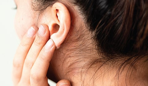 காதில் சீழ் வடிவதற்கு என்ன தீர்வு? | நலம் வாழ கேள்வி - பதில்