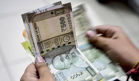 புதுச்சேரியில் ஏழைப் பெண்கள் 63,000 பேருக்கு தலா ரூ.5,000 வரவு வைப்பு