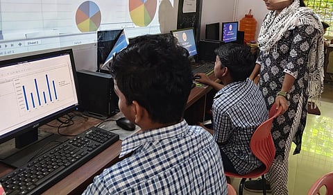 70,000 கணினி ஆசிரியர்கள் சட்டப்பேரவை தேர்தலை புறக்கணிக்க முடிவு!