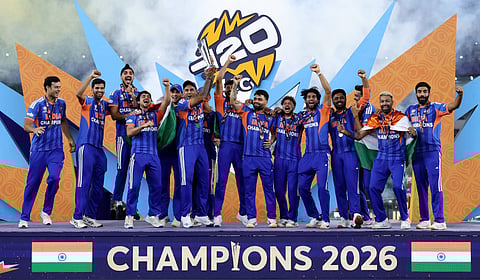 இந்திய அணிக்கு ரூ.131 கோடி பரிசு - பிசிசிஐ பகிர்ந்து அளிப்பது எப்படி?