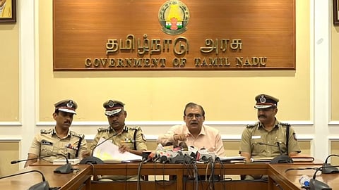 தமிழகத்தில் குற்றச் சம்பவங்கள் மிகைப்படுத்தப்படுகிறது: உள்துறை செயலர், டிஜிபி தகவல்