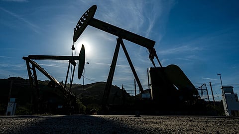 ஹார்முஸ் ஜலசந்தி முடக்கம்: இந்தியா மாற்று வழிகளில் 40 நாடுகளிடம் இருந்து எண்ணெய் இறக்குமதி!