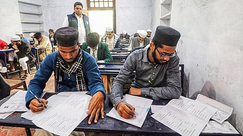 பல்கலை.களுடன் இணைத்து மதரஸாக்களை மேம்படுத்த உ.பி. அரசு முடிவு