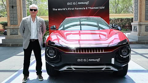மஹிந்திரா BE 6 பார்முலா E எடிஷன் காரை வாங்கிய அஜித்!