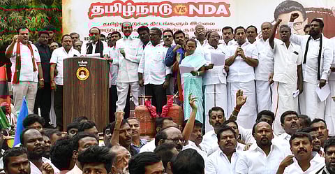 “அரசியல் தலைவர்களுக்கு குடும்ப ஒழுக்கம் முக்கியம்” - விஜய்யை மறைமுகமாக சாடிய வைகோ