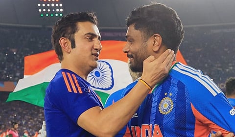 அதிரடியாக விளையாடினால் முதல் 6 ஓவரிலேயே போட்டியை வெல்ல சஞ்சு சாம்சனால் முடியும்: கவுதம் கம்பீர் புகழாரம்