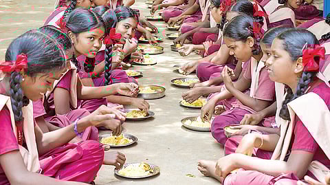 போர்க் காலத்தில் சத்துணவு