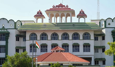 ரூ.7,000 கோடி மோசடி செய்த நியோமேக்ஸ் சொத்துகளை வாங்க மக்கள் தயக்கம் - உயர் நீதிமன்றம் அதிருப்தி