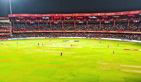 பெங்களூரு சின்னசாமி மைதானத்தில் ஐபிஎல் போட்டிகளை நடத்த அனுமதி