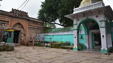 ம.பி.யின் போஜ்சாலா கட்டிடத்தில் கோயில் இருந்ததா? - ஐகோர்ட் நீதிபதிகள் நேரில் ஆய்வு செய்ய முடிவு