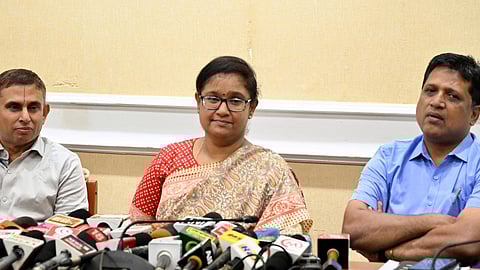 ரூ.42 கோடிக்கு ரொக்கம், பரிசு பொருட்கள் பறிமுதல்: தலைமை தேர்தல் அதிகாரி தகவல்