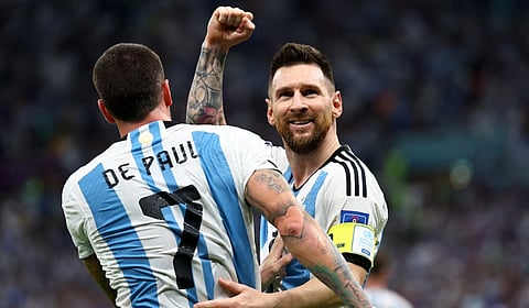 நட்பு ரீதியிலான கால்பந்து போட்டியில் அர்ஜெண்டினா - கவுதமாலா மோதல்