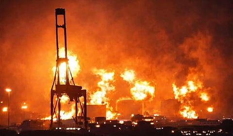 எண்ணெய் வயல்கள், காஸ் நிலையங்கள் மீது தாக்குதல்: ஈரானின் பதிலடியும், ட்ரம்ப் கொந்தளிப்பும்