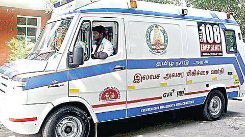 தமிழகத்தில் 108 ஆம்புலன்ஸ் ஊழியர்களுக்கு வேலை நேரத்தை 8 மணி நேரமாக குறைக்க உத்தரவு