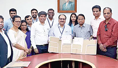 வேலூர் கிறிஸ்தவ மருத்துவக் கல்லூரியும், விஐடி பல்கலையும் சுகாதார துறையில் ஆராய்ச்சியை மேற்கொள்ள புரிந்துணர்வு ஒப்பந்தம் செய்துள்ளன.