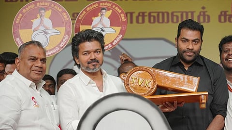 புதுச்சேரி | தவெக உடன் கூட்டணி சேர்ந்த ‘நேயம் மக்கள் கழக’த்துக்கு 2 தொகுதிகள் ஒதுக்கீடு