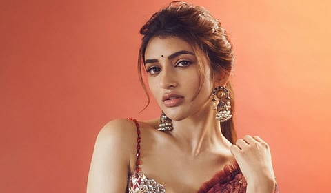 “சமூக வலைதள ட்ரோலிங்கால் அதிகம் அழுதிருக்கிறேன்” - நடிகை ஸ்ரீலீலா வருத்தம்