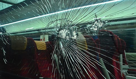 ரயில் மீது கல் வீசுவோருக்கு எதிராக நடவடிக்கை: சென்னை ரயில்வே கோட்டம் எச்சரிக்கை