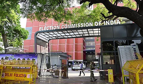 பேரவைத் தேர்தல் சிறப்பு பார்வையாளர் நியமனம்: பொதுமக்கள், அரசியல் கட்சிகள் தொடர்பு கொள்ளலாம்