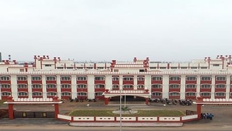 திருப்பூர் மாவட்ட நீதிமன்றத்தில் சரணடைய வந்த விவசாயிகள் உள்ளிட்ட 80 பேர் கைது