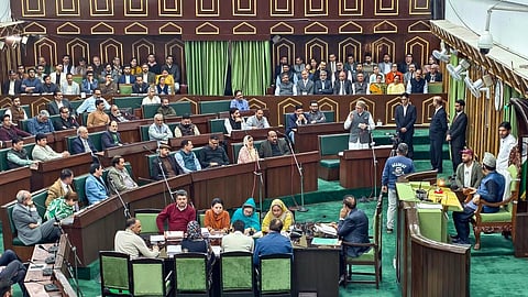 காமேனி கொல்லப்பட்டதற்கு காஷ்மீர் பேரவையில் அமளி