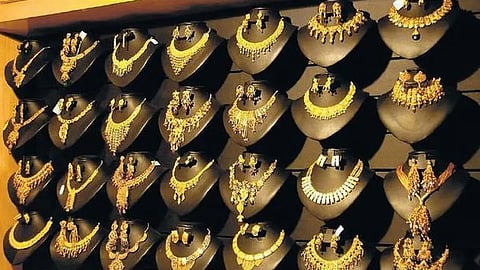 தங்கம் விலை பவுனுக்கு ரூ.640 உயர்வு: இன்றைய சந்தை நிலவரம் என்ன?