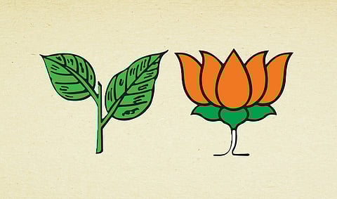 தென் மாவட்டங்களில் 22-ல் 12 தொகுதிகளில் போட்டி - அதிமுகவினர் அதிருப்தி