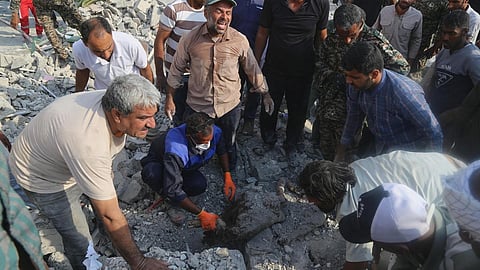 மினாப் பள்ளி மீது அமெரிக்காவின் தாக்குதல் போர்க்குற்றம்: ஈரான் குற்றச்சாட்டு