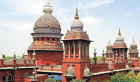 முரசொலி அறக்கட்டளைக்கு எதிராக வழக்கு: சிபிஐ, தாழ்த்தப்பட்டோர் ஆணையம் பதில் அளிக்க உத்தரவு