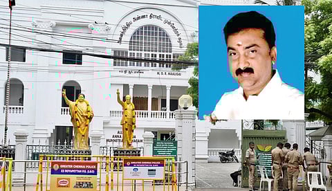 அதிமுக இறுதி வேட்பாளர் பட்டியல் வெளியீடு: ஸ்டாலினை எதிர்த்து சந்தான கிருஷ்ணன் போட்டி