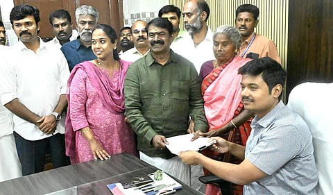 சீமான், அவரது மனைவிக்கு ரூ.3.74 கோடி சொத்துகள்!