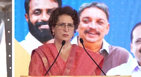 “அமெரிக்கா, இஸ்ரேலுக்கு பணிந்து போகிறார் பிரதமர் மோடி” - எல்பிஜி விலை உயர்வுக்கு பிரியங்கா கண்டனம்