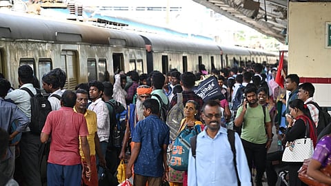 கடற்கரை - செங்கல்பட்டு தடத்தில் இன்று முதல் வழக்கமான மின்சார ரயில் சேவை