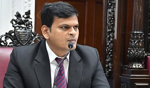 தேர்தல் தொடர்பான புகார் தெரிவிக்க பொதுப் பார்வையாளர்களின் தொலைபேசி எண் அறிவிப்பு: சென்னை மாவட்ட தேர்தல் அலுவலர் தகவல்