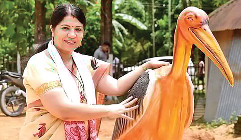 எலும்புத்தின்னியைப் பண்பாட்டுச் சின்னமாக்கியவர்