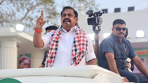 “தமிழகத்தில் கொள்ளையடித்தது போதாது என புதுச்சேரிக்கும் வருகிறார் ஸ்டாலின்” - பழனிசாமி விமர்சனம்