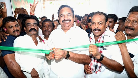 “அதிமுக பெரும்பான்மை பெற்று ஆட்சி அமைக்கும்” - பழனிசாமி நம்பிக்கை