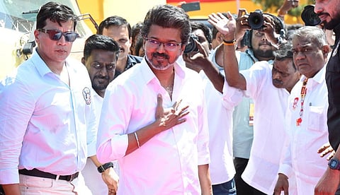 விஜய் வேட்புமனுவில் திருத்தம் மேற்கொள்ள கூடுதல் பிரமாண பத்திரம் தாக்கல்