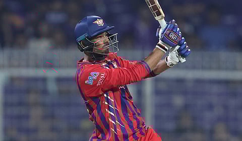 தினமும் 100 - 150 சிக்சர்களை அடித்துப் பழகுகிறேன்: முகுல் சவுத்ரி