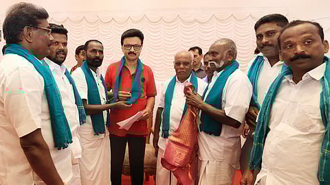 திமுக கூட்டணிக்கு ஆதரவு - ஸ்டாலினை நேரில் சந்தித்த பல்வேறு சங்க நிர்வாகிகள்