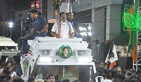 “நான் கஷ்டத்தை உணர்ந்தவன்; ஸ்டாலின் செல்வச்செழிப்பில் வாழ்ந்தவர்” - இபிஎஸ் பேச்சு